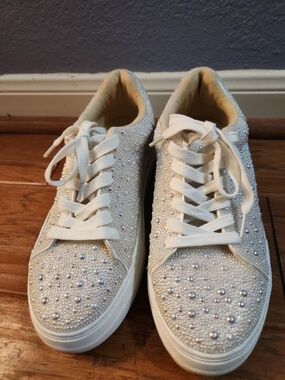 Betsey Johnson Sidny Lace-Up Pearl Platform Sneakers